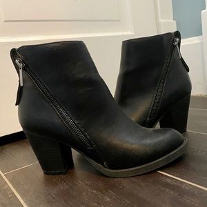 💥2 for $20💥Charlotte Russe Black Booties